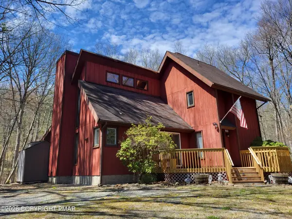 6298 Decker Road, Bushkill, PA 18324