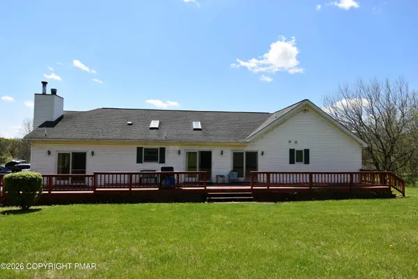 160 Quiet Valley Road, Mount Bethel, PA 18343