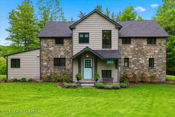 5106 Beattys Circle, Buck Hill Falls, PA 18323