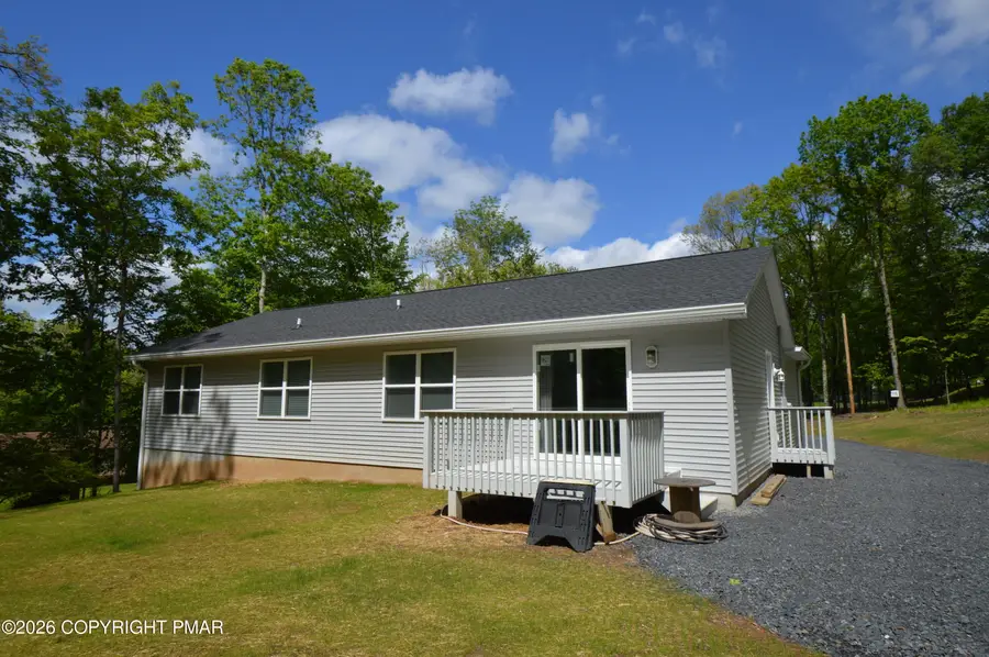 19 Sleepy Hollow Lane, East Stroudsburg, PA 18302 - #3