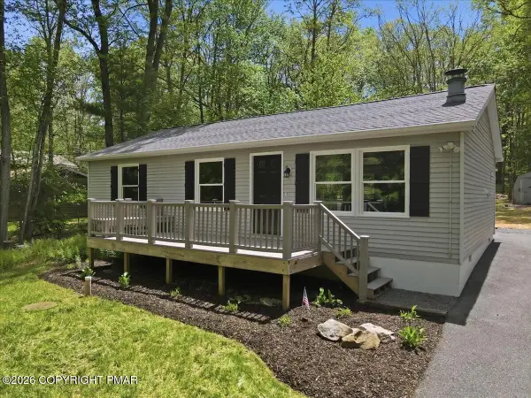 24 Indian Trail Road, Jim Thorpe, PA 18229