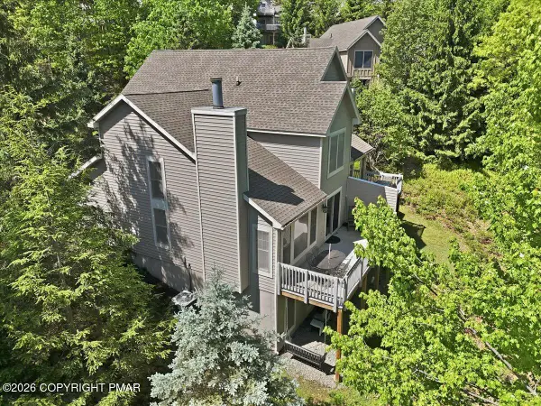 344 Hemlock Lane, Tannersville, PA 18372