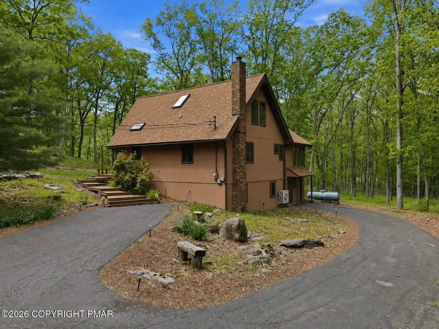 1517 Deer Run, Bushkill, PA 18324 - #3