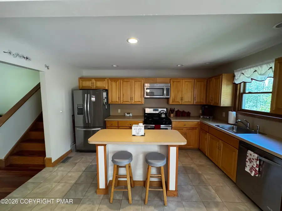 391 Rose Marie Lane, East Stroudsburg, PA 18302 - #3