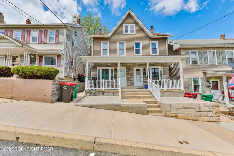 230 Carbon Street, Lehighton, PA 18235 - #3