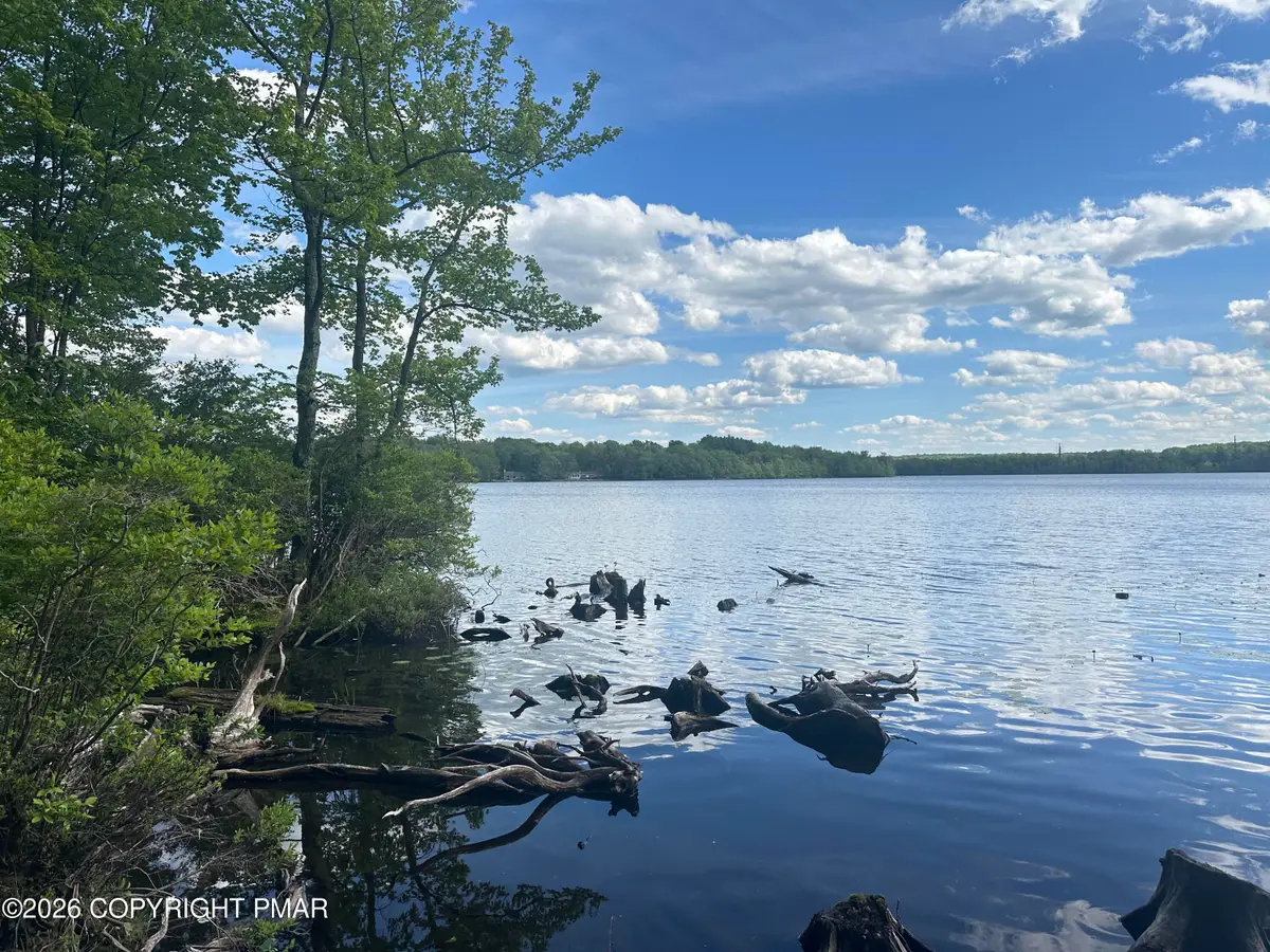 Lots 18-19 N North Estates Dr Drive, Pocono Summit, PA 18346 - #1