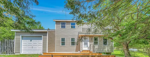 405 Skyline Drive, Blakeslee, PA 18610