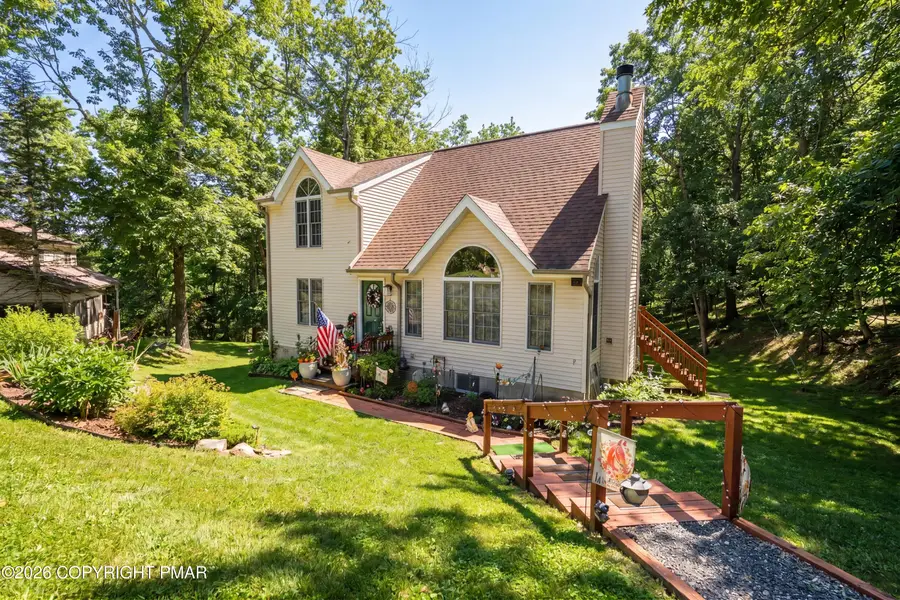 236 Dorchester Drive, Bushkill, PA 18324 - #2