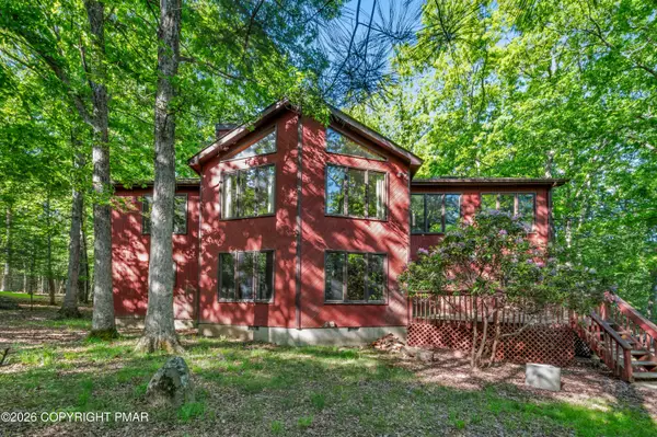 6106 Berwood Terrace, East Stroudsburg, PA 18301