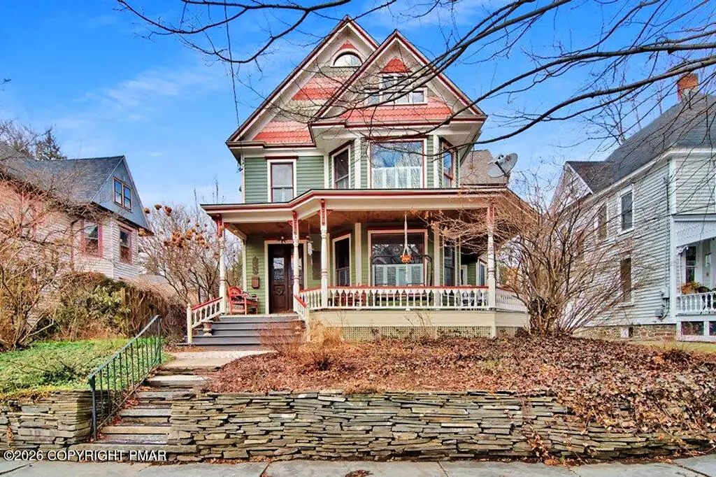 604 Thomas Street, Stroudsburg, PA 18360 - #1