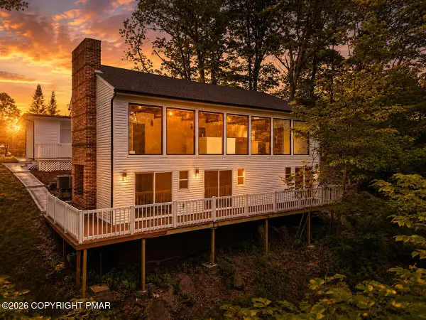 101 Buttermilk Heights Drive, East Stroudsburg, PA 18301