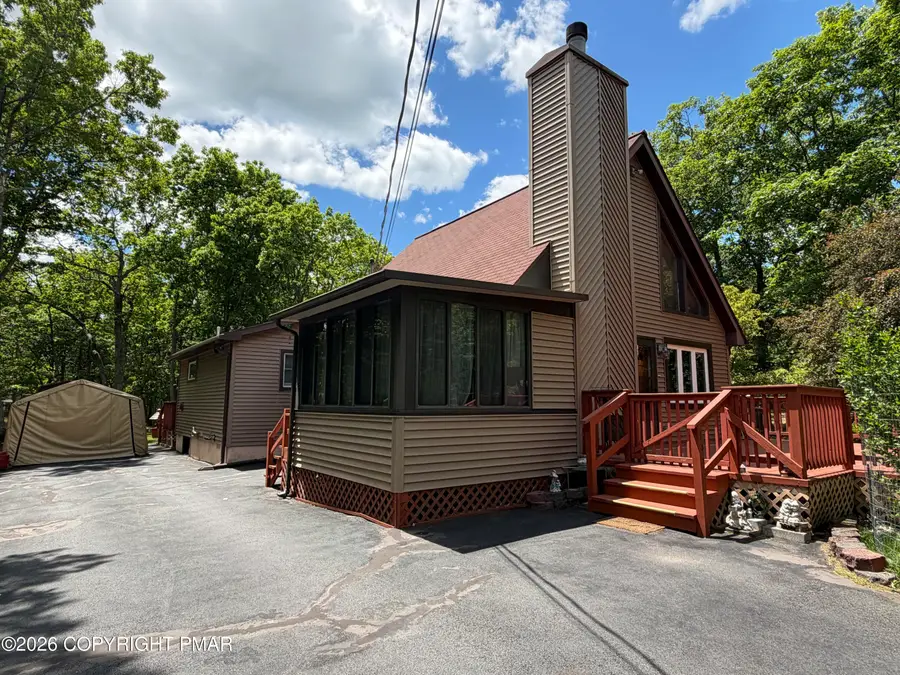 197 Hummingbird Trail, Bushkill, PA 18324 - #2