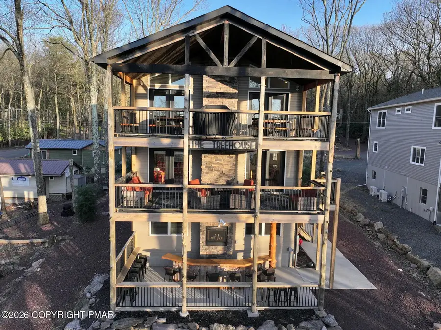 74 Lakeview Drive, Lake Harmony, PA 18624 - #2