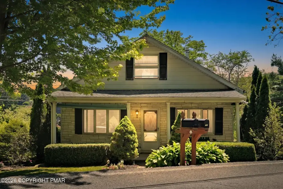 750 Brockton Mountain Drive, Barnesville, PA 18214 - #2