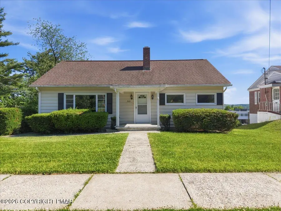 929 Coal Street, Lehighton, PA 18235 - #2