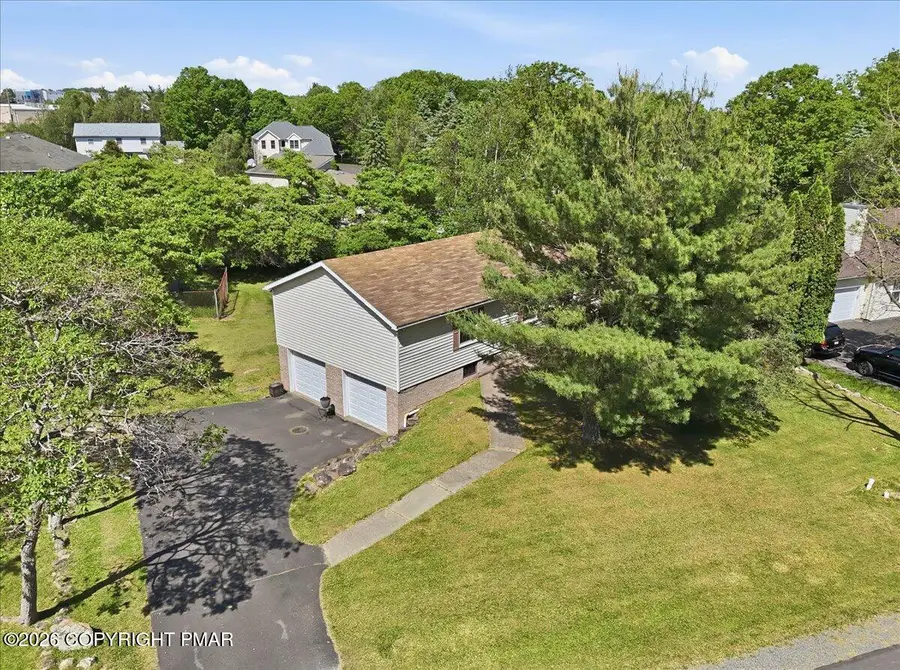 36 Deerfield Drive, Mount Pocono, PA 18344 - #2