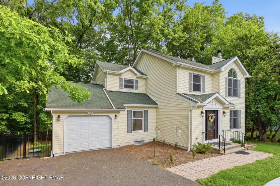 284 Mary Street, East Stroudsburg, PA 18301 - #3