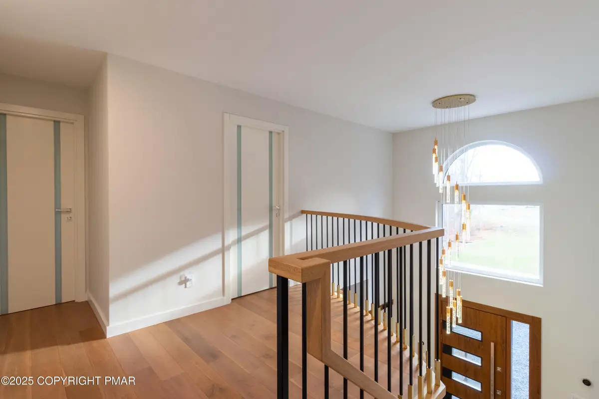 2226 Bedford Court, Bushkill, PA 18324 - #1