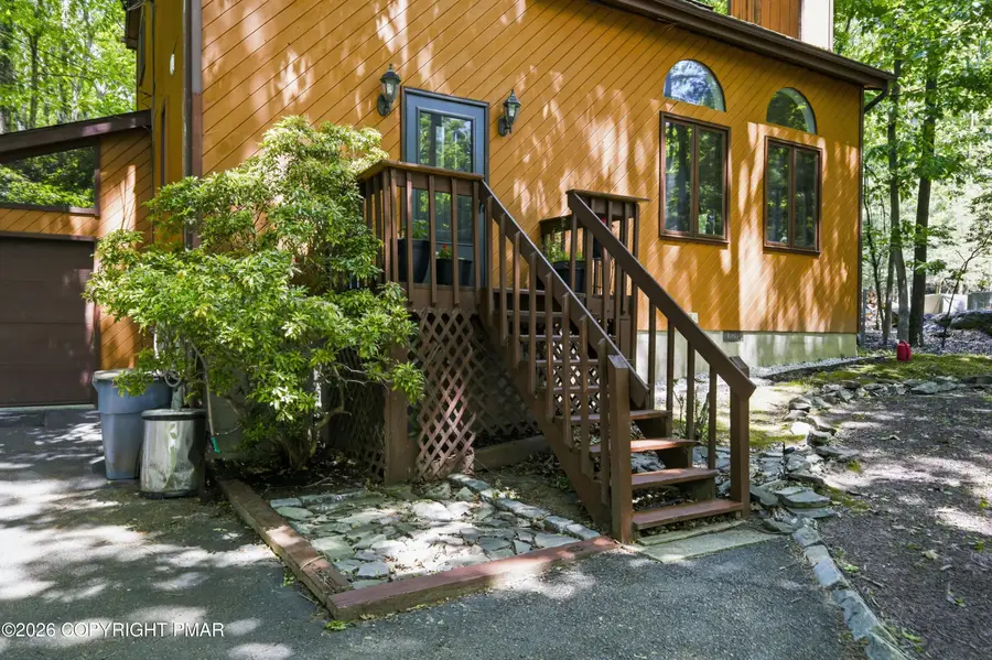 4107 Ashwood Lane, East Stroudsburg, PA 18301 - #3