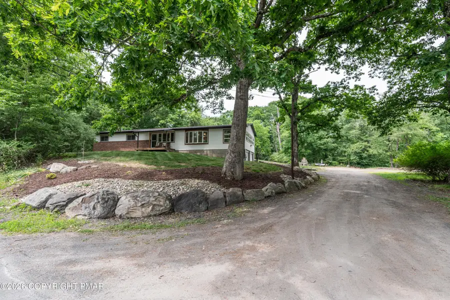 6011 Running Valley Road, Stroudsburg, PA 18360 - #3