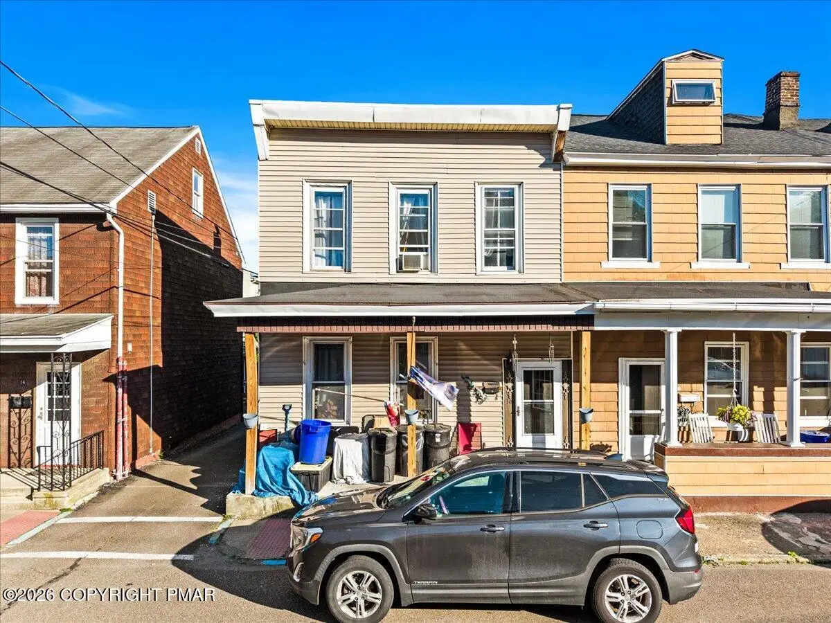 16 W Franklin Street, Saint Clair, PA 17970 - #1