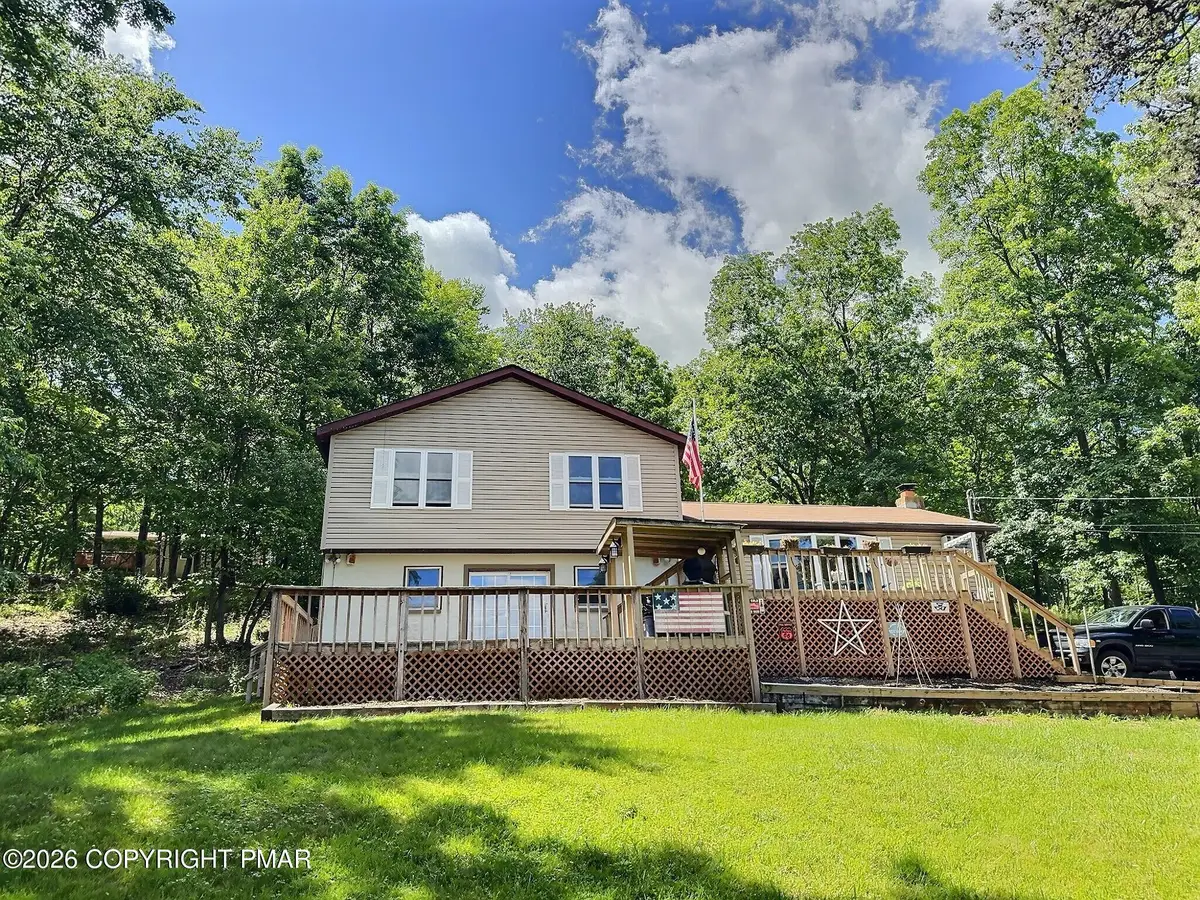 3207 Pine Ridge Drive, Bushkill, PA 18324 - #1