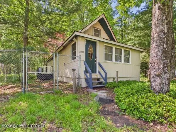 7803 Lake Shore Drive, Pocono Lake, PA 18347