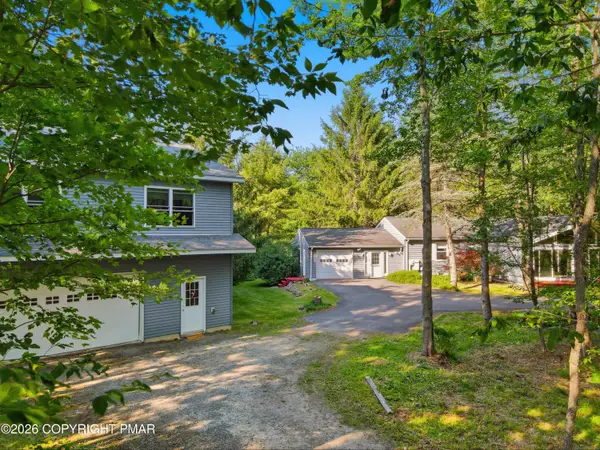 4180 Hickory Road, Tobyhanna, PA 18466
