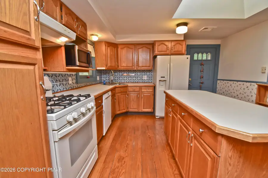 4180 Hickory Road, Tobyhanna, PA 18466 - #3