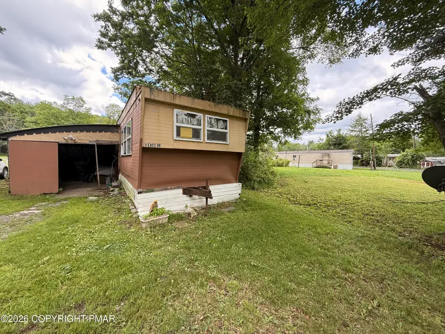 8 East Drive, Clifton, PA 18424 - #3