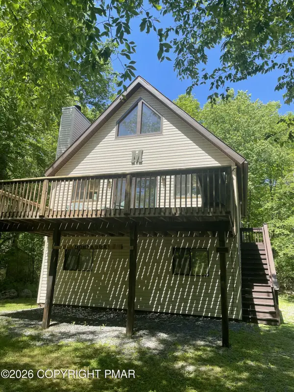 15 Thornhurst C C E Secii L Drive, Thornhurst, PA 18424
