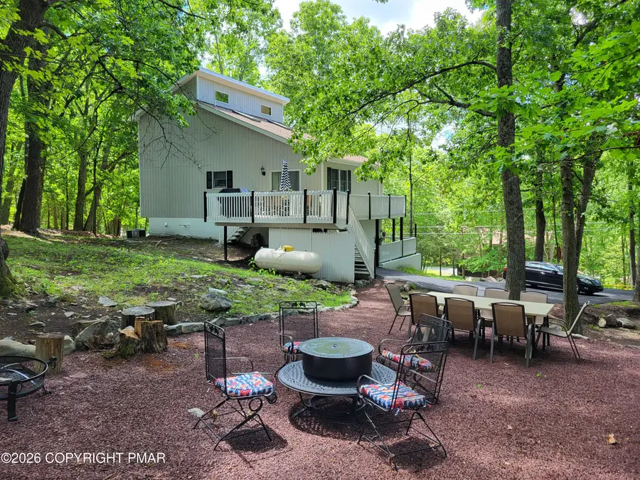 251 Dorchester Drive, Bushkill, PA 18324 - #2