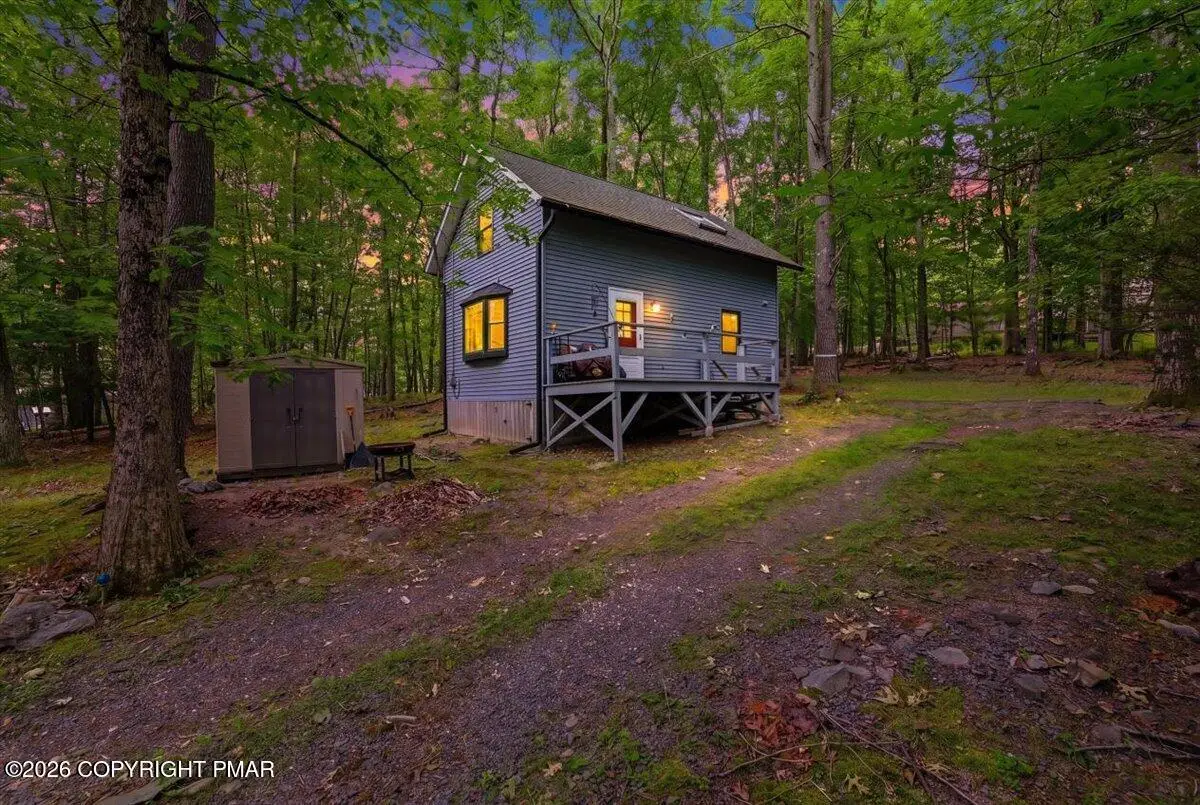 180 E Shore Drive, Dingmans Ferry, PA 18328 - #1