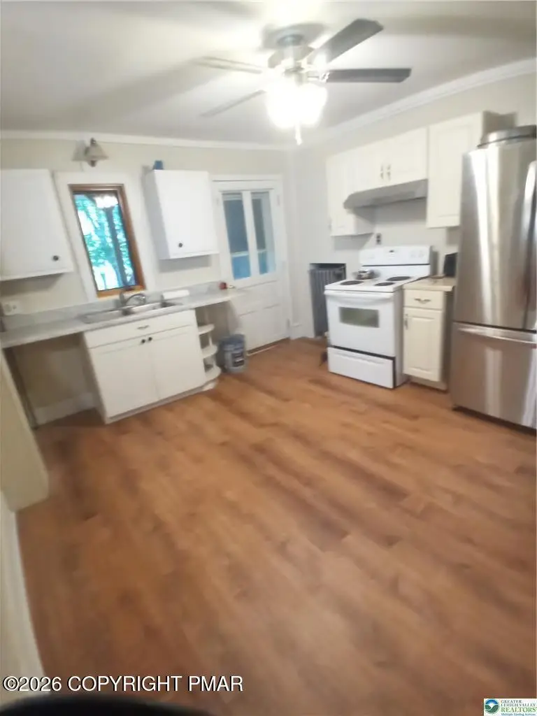 447 Center Avenue, Jim Thorpe, PA 18229 - #2