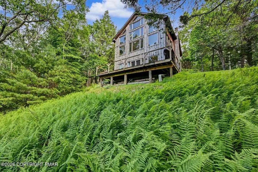 1596 Penn Forest Lane, Stroudsburg, PA 18360 - #3