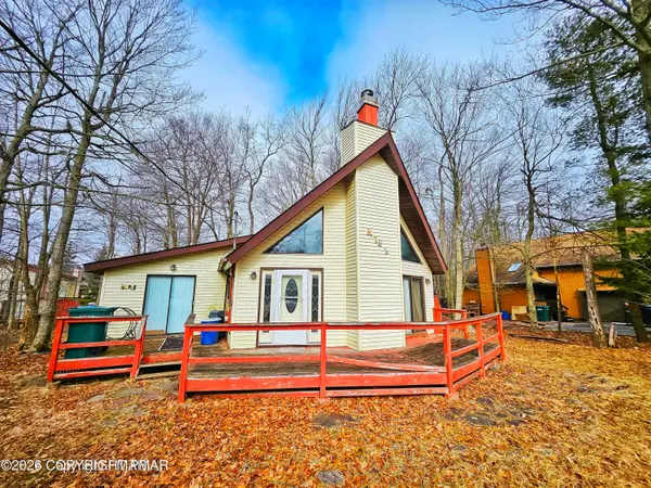 1769 Rolling Hills Drive, Tobyhanna, PA 18466