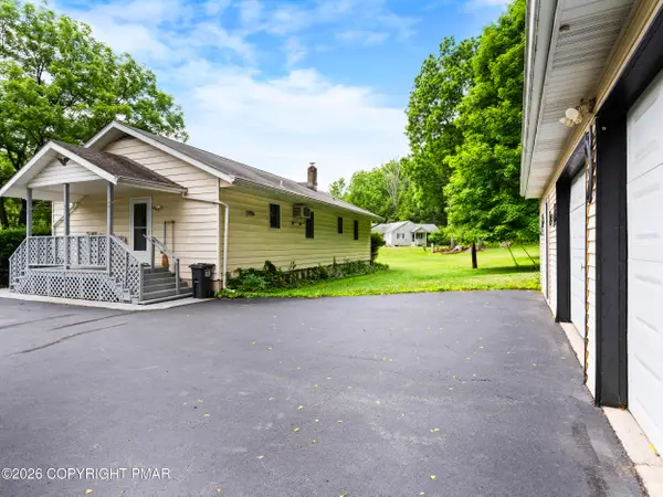 2161 Green Mountain Drive, East Stroudsburg, PA 18301