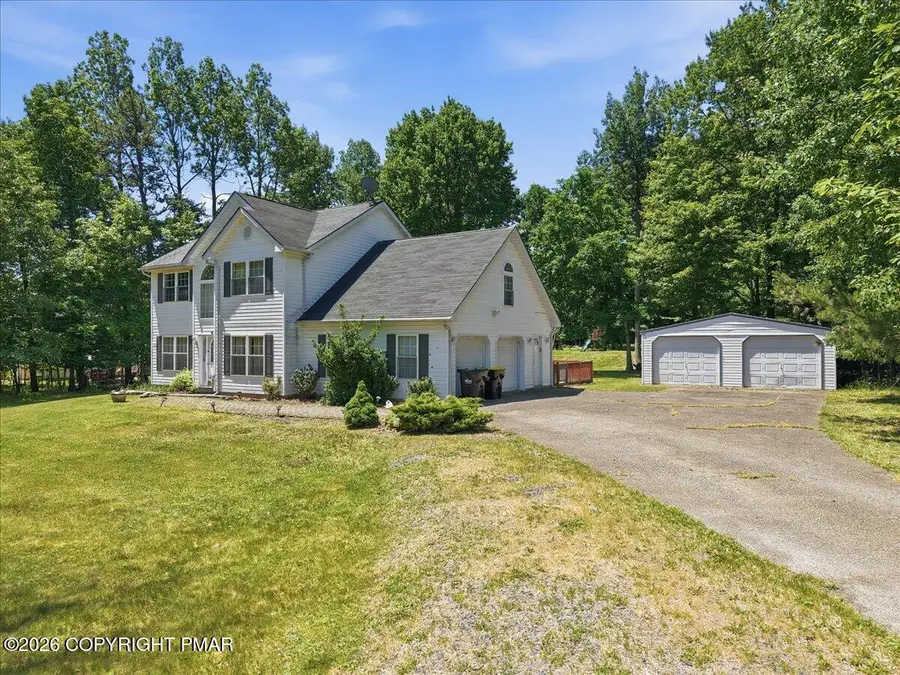 1025 Juno Drive, Effort, PA 18330 - #2