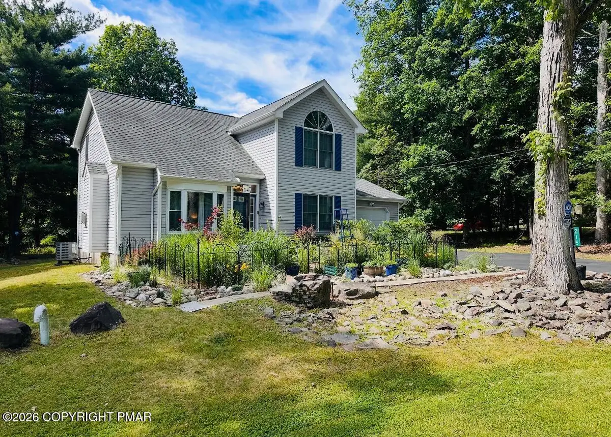 215 Spicebush Drive, East Stroudsburg, PA 18301 - #1