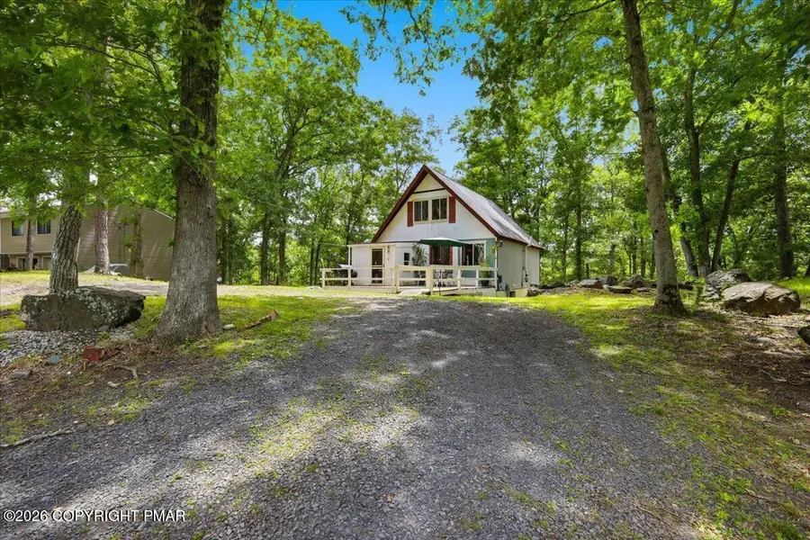 133 Oxford Street, Bushkill, PA 18324 - #2