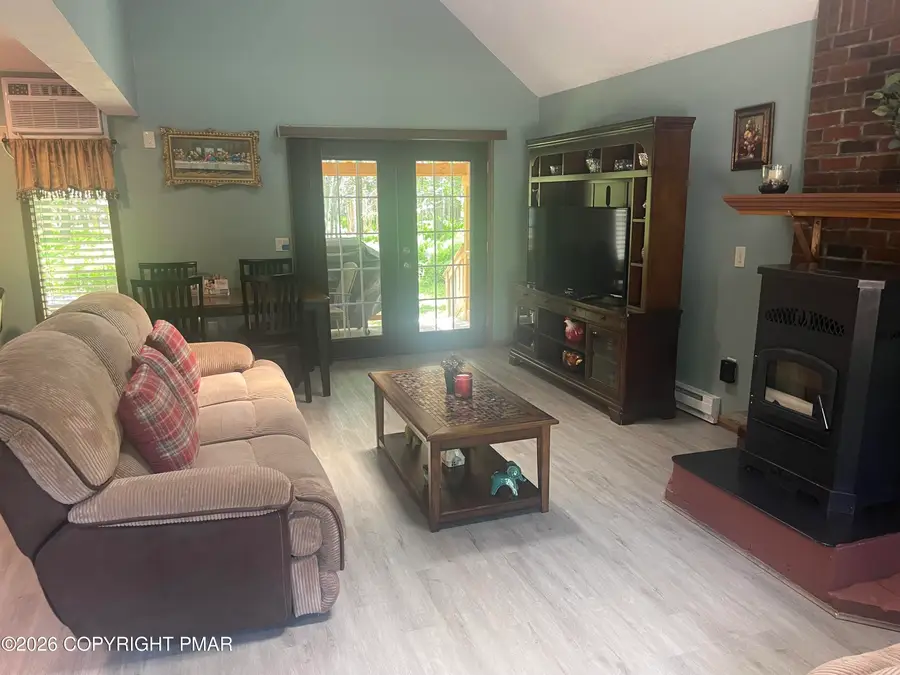 1007 Cayuga Drive, Gouldsboro, PA 18424 - #2