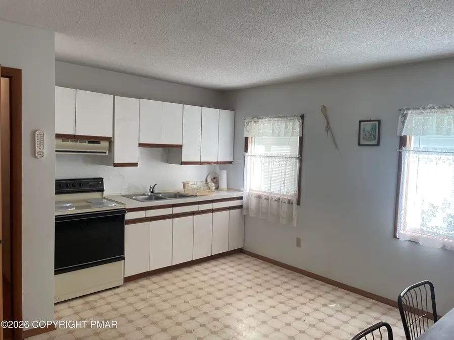5603 Pembrook Drive, Tobyhanna, PA 18466 - #2