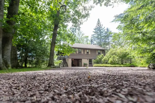 322 Crescent Lake Road, Scotrun, PA 18355
