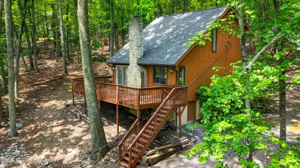 192 Bellingham Drive, Bushkill, PA 18324