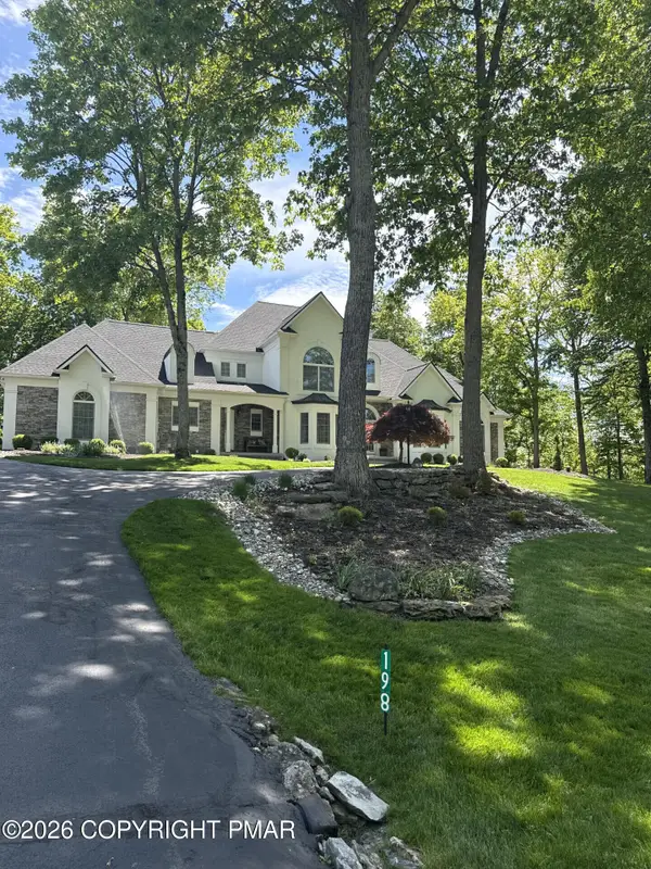 198 Great Bear Way Road, East Stroudsburg, PA 18302