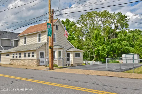 707 Garibaldi Avenue, Roseto, PA 18013