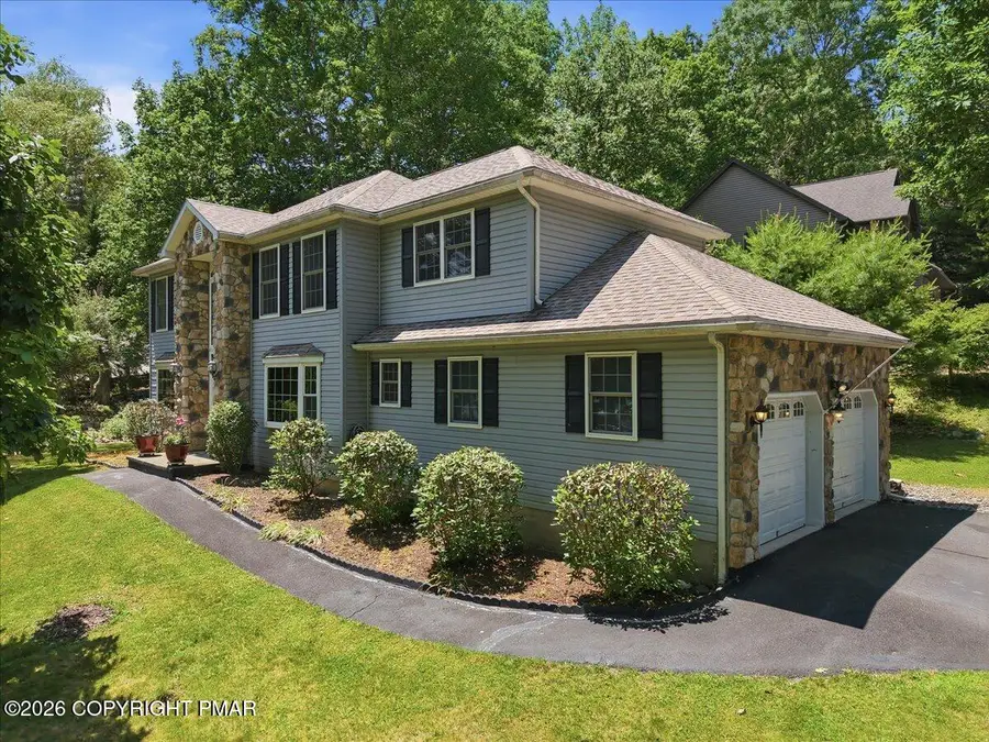 238 Fringe Drive, East Stroudsburg, PA 18302 - #2