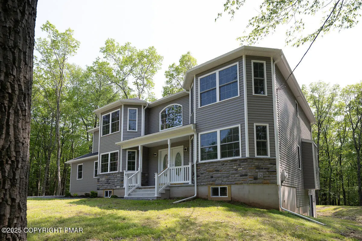 1101 Red Fox Ct 9 Court, Kresgeville, PA 18333 - #1