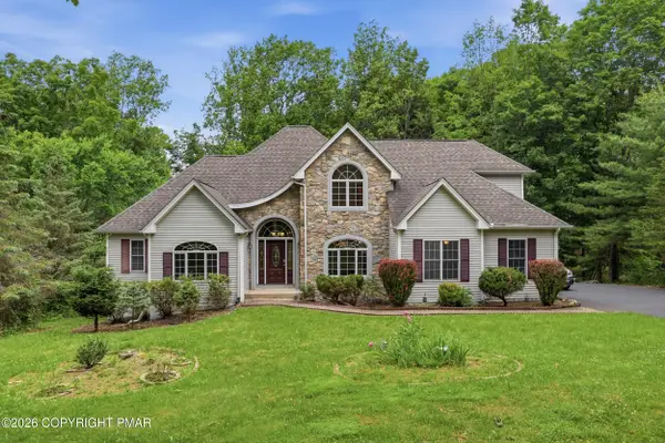 608 Washington Crossing, East Stroudsburg, PA 18301