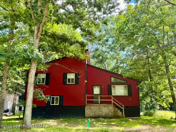 1113 Elk Drive, Bushkill, PA 18324